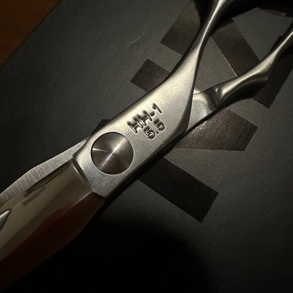 Hattori Hanzo Kamikaze HH1 5.5 Shears - Picture 8 of 12